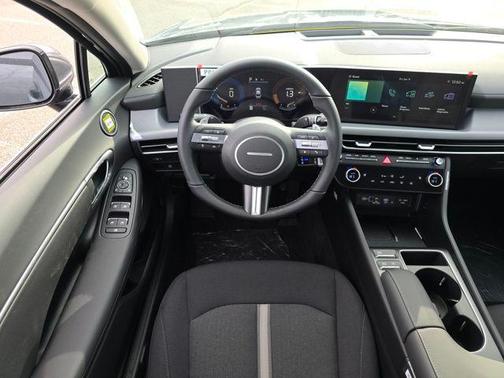 2026 Hyundai SONATA SEL