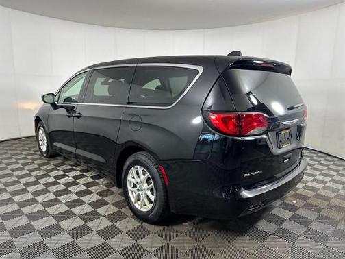 2018 Chrysler Pacifica LX