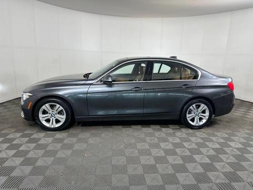 2018 BMW 330 xDrive