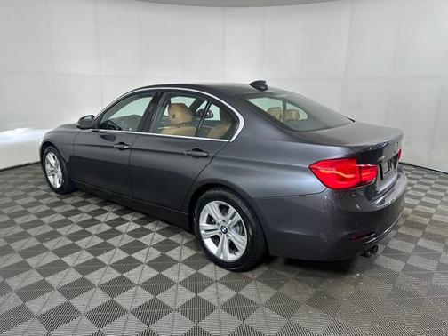 2018 BMW 330 xDrive