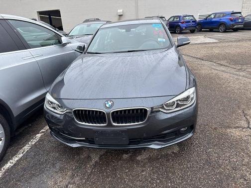 2018 BMW 330 xDrive