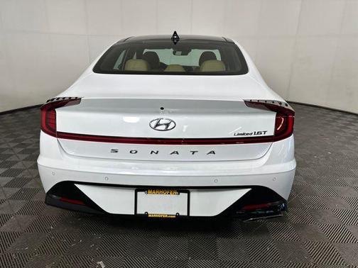 2021 Hyundai SONATA Limited