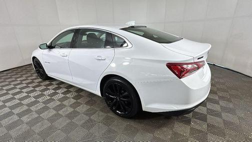 Summit White 2023 Chevrolet Malibu 1LT