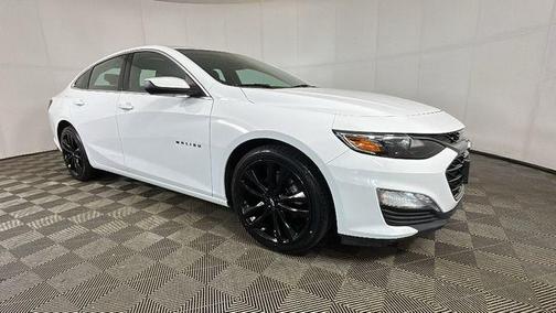 Summit White 2023 Chevrolet Malibu 1LT