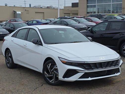 2025 Hyundai ELANTRA HEV SEL Sport