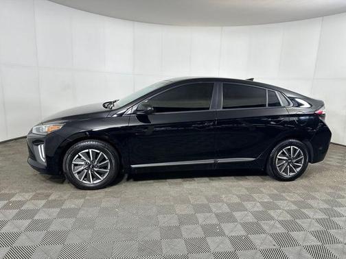 2021 Hyundai IONIQ EV SE