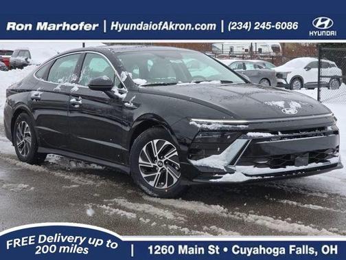Abyss Black 2026 Hyundai SONATA Hybrid Base
