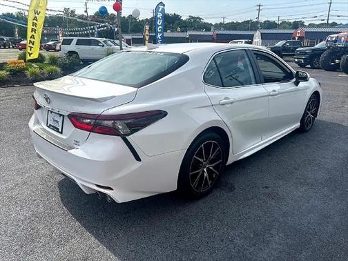 2021 Toyota Camry SE