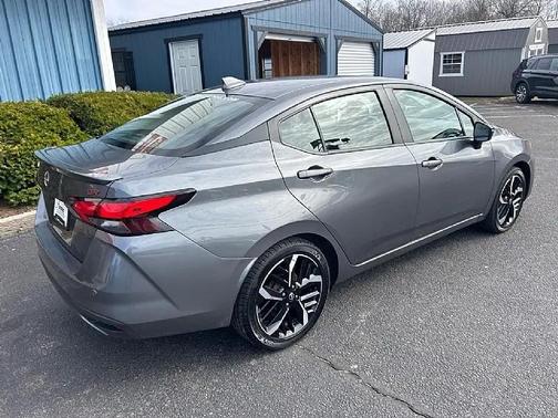 2024 Nissan Versa 1.6 S