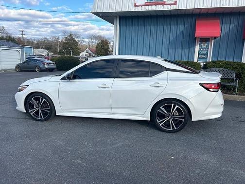 2022 Nissan Sentra SR
