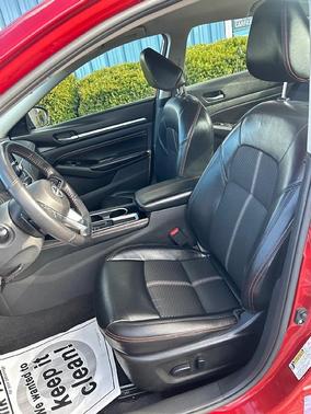 2023 Nissan Altima SR FWD