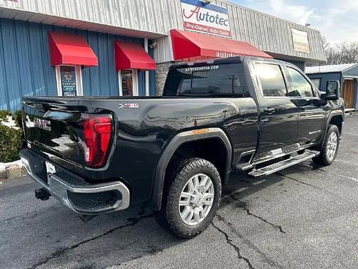 2022 GMC Sierra 2500 SLE