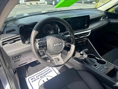 2022 Kia K5 LXS