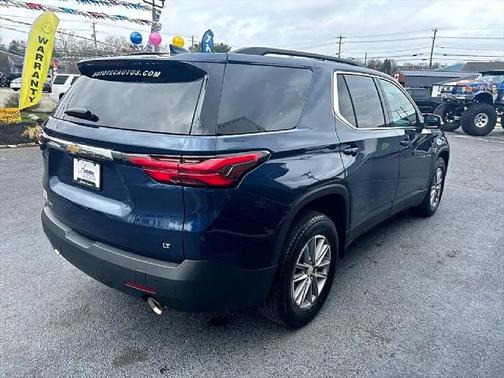 2022 Chevrolet Traverse LT Cloth