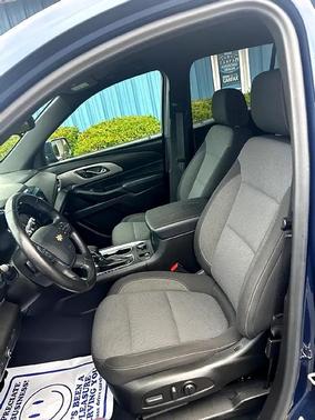 2022 Chevrolet Traverse LT Cloth