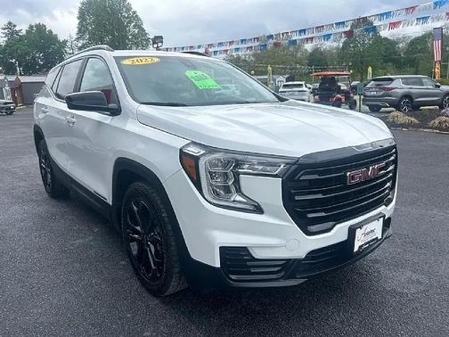 Summit White 2022 GMC Terrain SLE