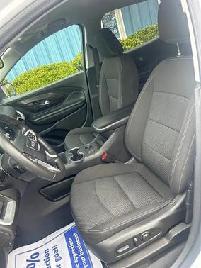 Summit White 2022 GMC Terrain SLE