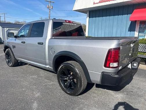 Not Specified 2024 RAM 1500 Classic Warlock Crew Cab 4x2 5'7' Box