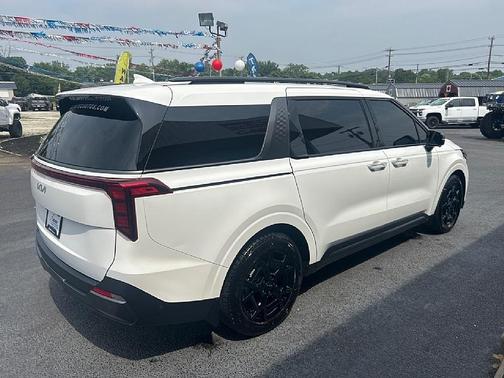 2025 Kia Carnival SX
