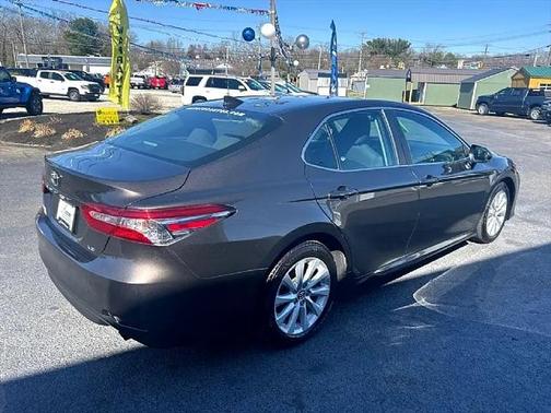 2020 Toyota Camry LE
