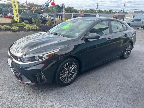 2022 Kia Forte GT-Line