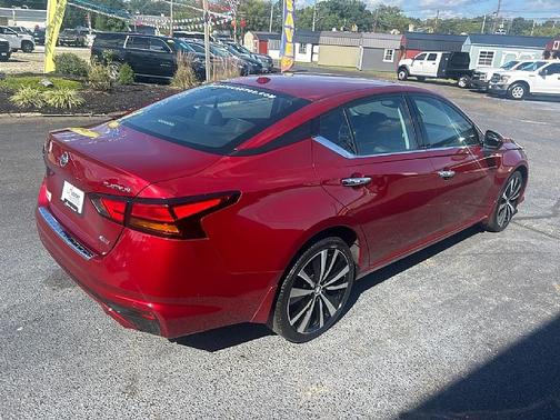 2021 Nissan Altima Platinum Intelligent AWD