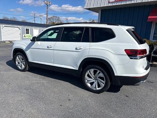 2022 Volkswagen Atlas 2.0T SE w/Technology