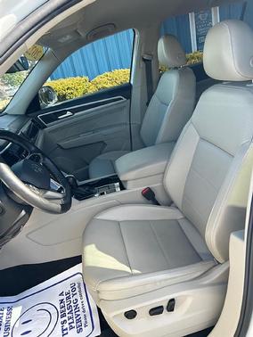 2022 Volkswagen Atlas 2.0T SE w/Technology