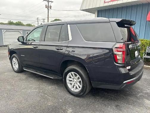Dark Ash Metallic 2024 Chevrolet Tahoe LT