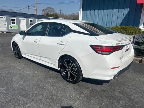 Aspen White Tricoat 2023 Nissan Sentra SR