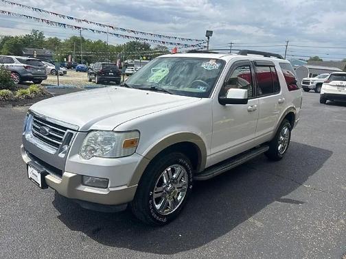 White 2010 Ford Explorer Eddie Bauer