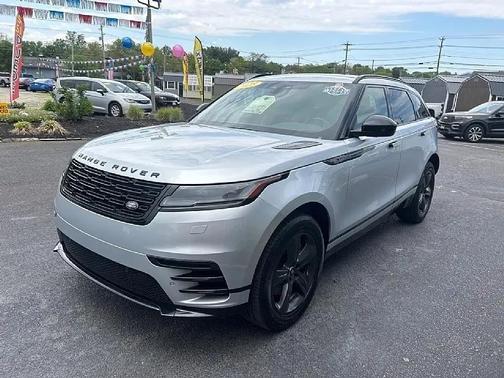 Hakuba Silver Metallic 2025 Land Rover Range Rover Velar P250 SE R-Dynamic