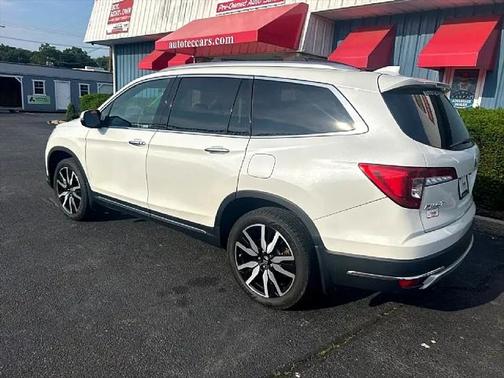 2020 Honda Pilot Touring 8-Passenger