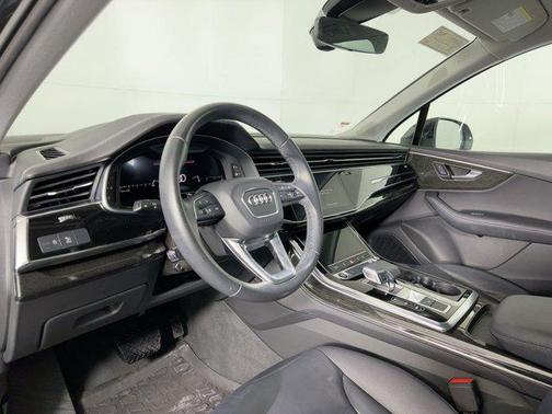 2023 Audi Q7 55 Premium Plus