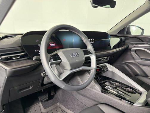 Tambora Gray Metallic 2025 Audi Q5 Premium TFSI quattro S tronic