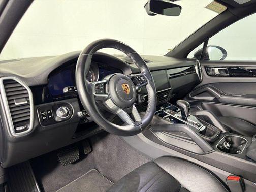 Quartzite Metallic 2019 Porsche Cayenne Cayenne E-Hybrid