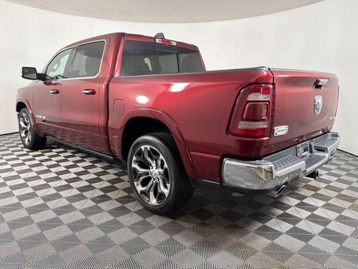 Delmonico Red Pearlcoat 2019 RAM 1500 Longhorn