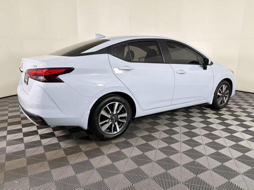 2024 Nissan Versa 1.6 SV