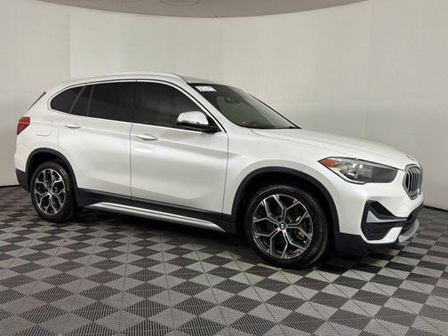 Mineral White Metallic 2021 BMW X1 sDrive28i