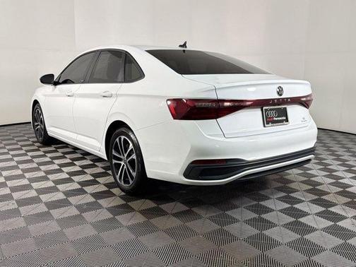 Pure White 2025 Volkswagen Jetta 1.5T Sport