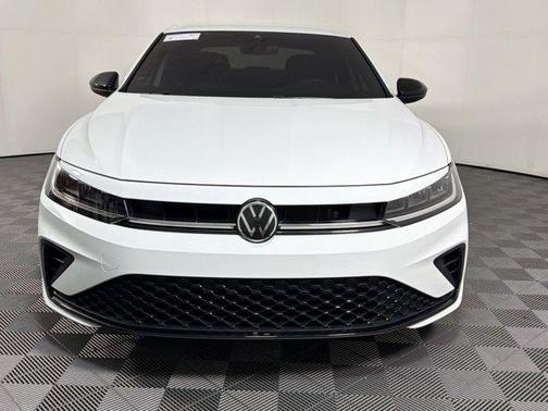 Pure White 2025 Volkswagen Jetta 1.5T Sport