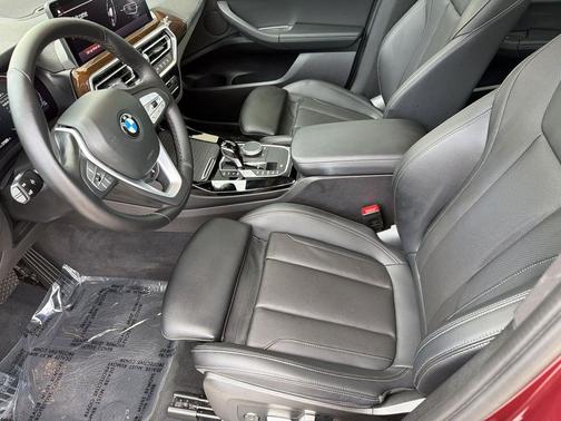 Aventurin Red Metallic 2023 BMW X3 xDrive30i