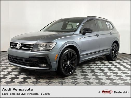 Platinum Gray Metallic 2021 Volkswagen Tiguan 2.0T SE R-Line Black