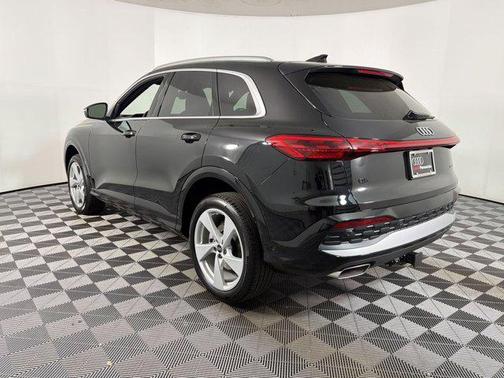 2026 Audi Q5 Premium Plus TFSI quattro S tronic