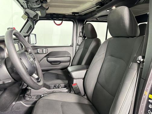 Granite Crystal Metallic Clearcoat 2020 Jeep Gladiator Sport