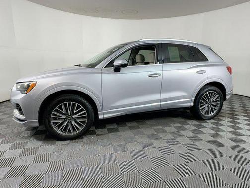 2022 Audi Q3 40 Premium