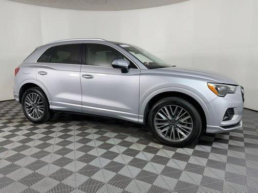 2022 Audi Q3 40 Premium