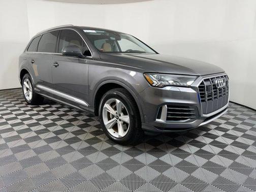 2023 Audi Q7 55 Premium