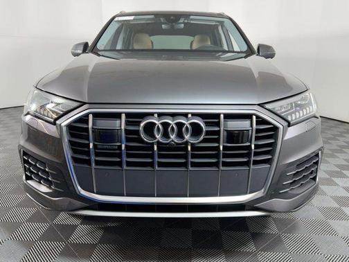 2023 Audi Q7 55 Premium