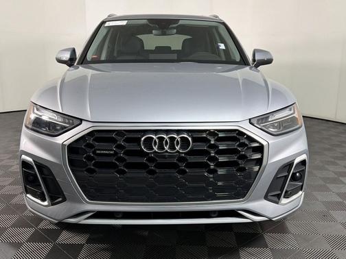 Florett Silver Metallic 2022 Audi Q5 45 S line Premium Plus